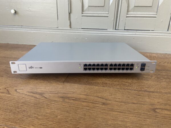 UniFi 24poort POE switch US-24-250W