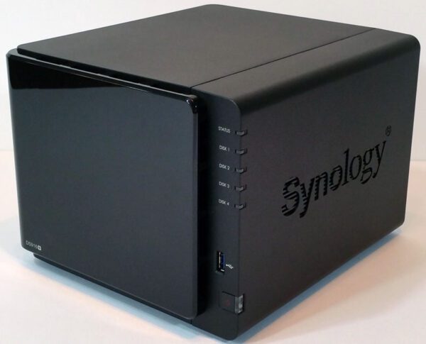 Synology DS916+ Front aanzicht