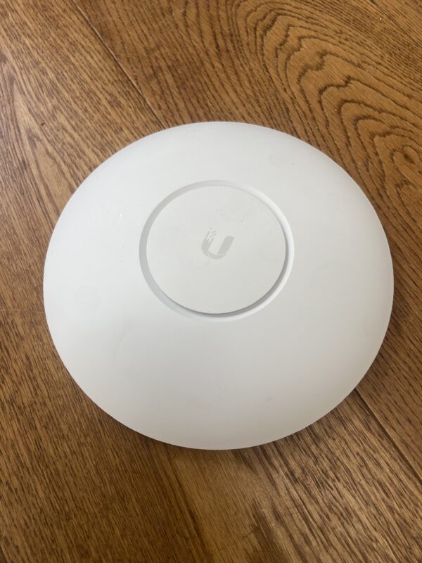 Unifi AP-AC Pro Front 1