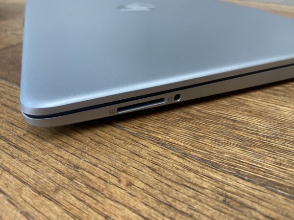 HP Laptop 15s-fq2226nd Card Reader HP Laptop 15s-fq2226nd Card Reader