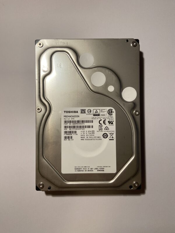 Toshiba MG04ACA200N Front