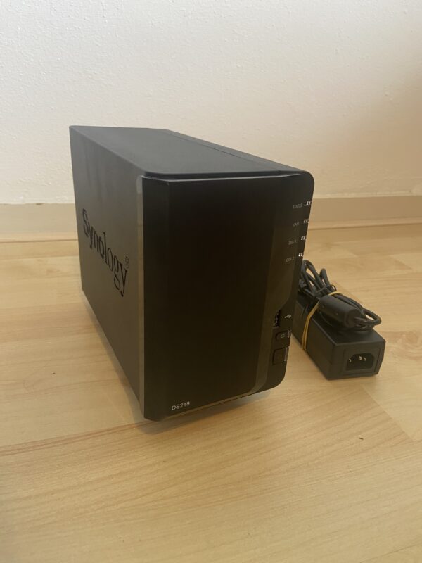 Synology DS218 Front Synology DS218 Front