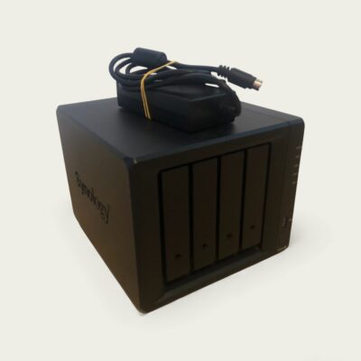 Synology DS420+ Front