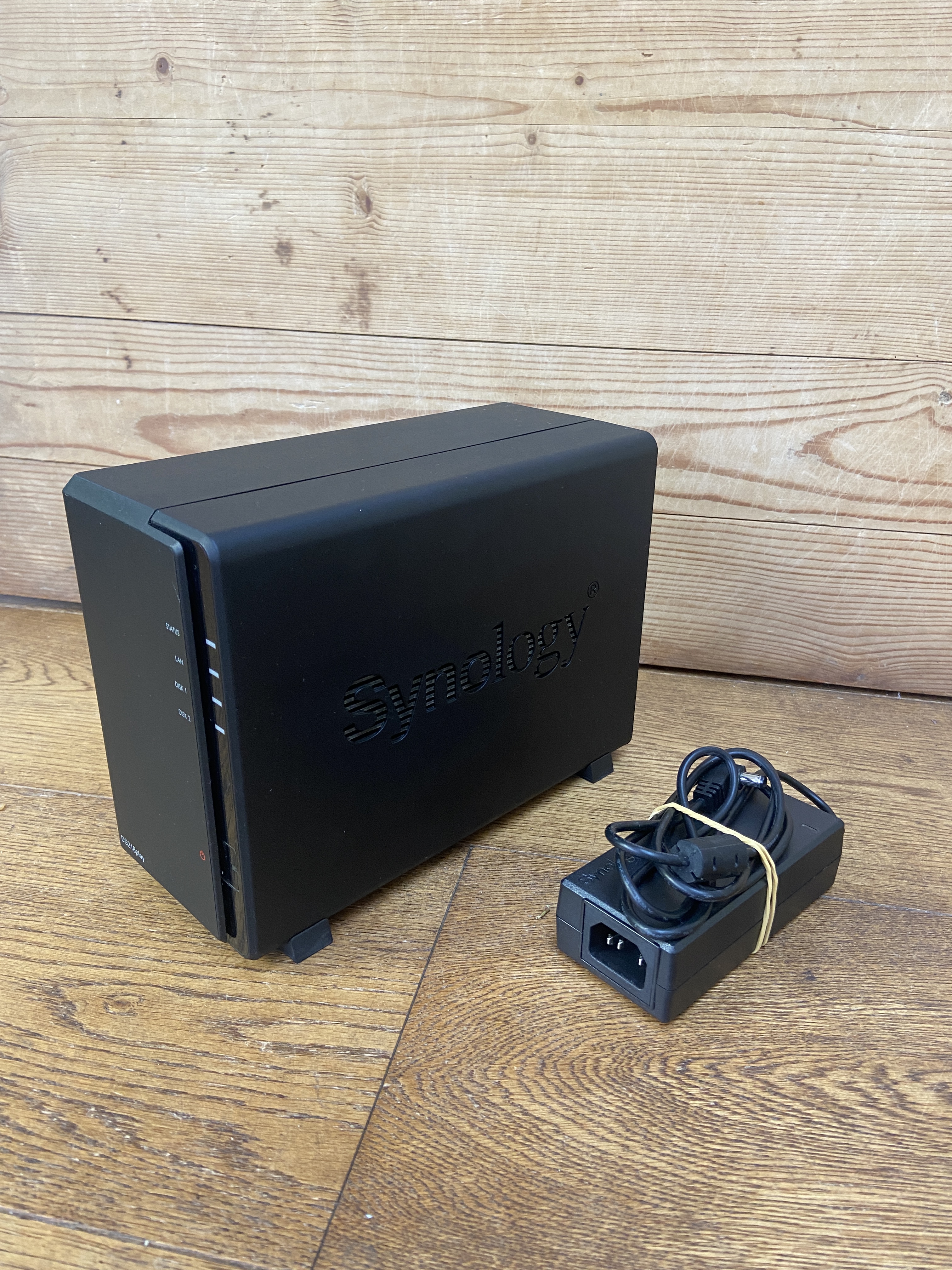 Synology DS218Play Front RS