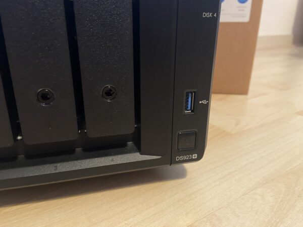 Synology DS923+ Front modelnr