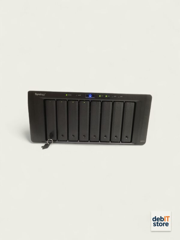 Synology DS1815+ Front 1