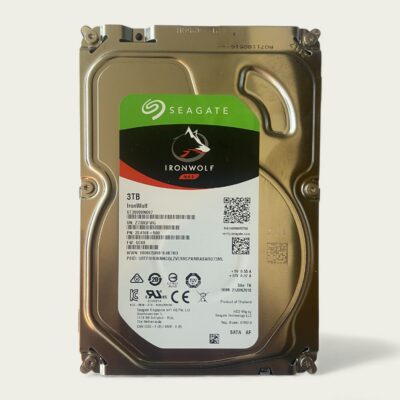 Seagate Ironwolf ST3000VN007 Front