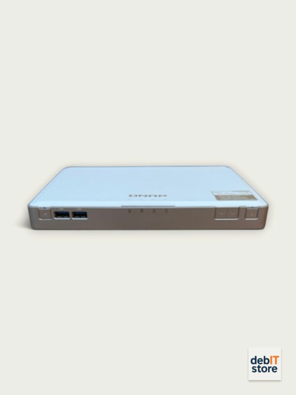 Qnap TBS453DX Front 2 Qnap TBS-453DX NAS (16gb ram)
