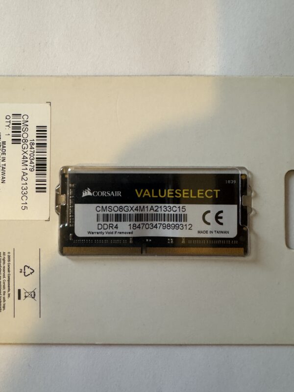 Corsair DDR4 RAM Module - 8gb - cms08gx4m1a2133c15